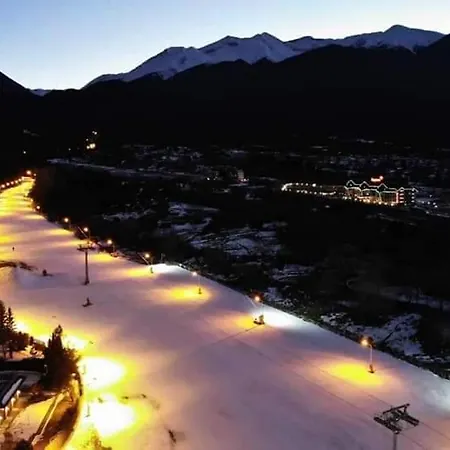 Royal Towers - 815 Daire