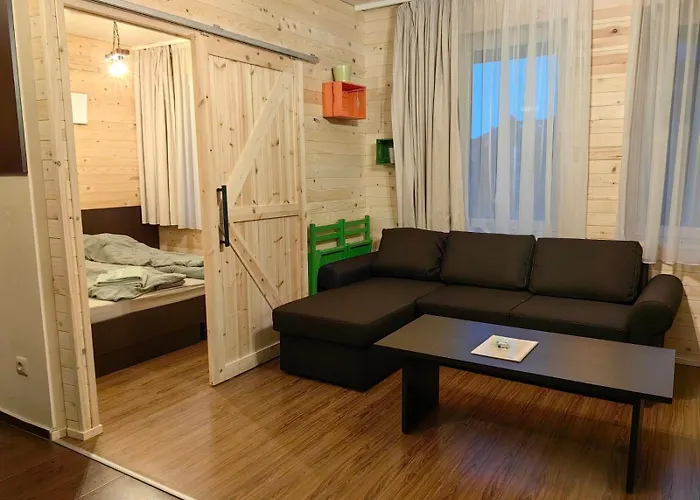 Royal Towers - 815 Апартамент *